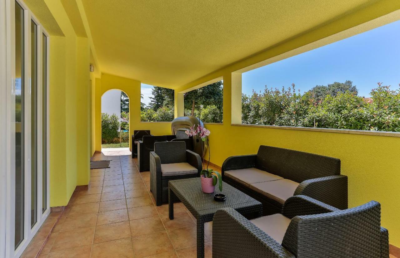 Apartments Dora Victoria Dream Medulin Exterior foto